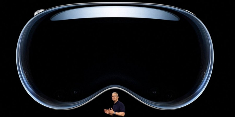 Дивно, але не&nbsp;через ціну. Apple сильно урізала випуск шолома Vision Pro&nbsp;&mdash; FT