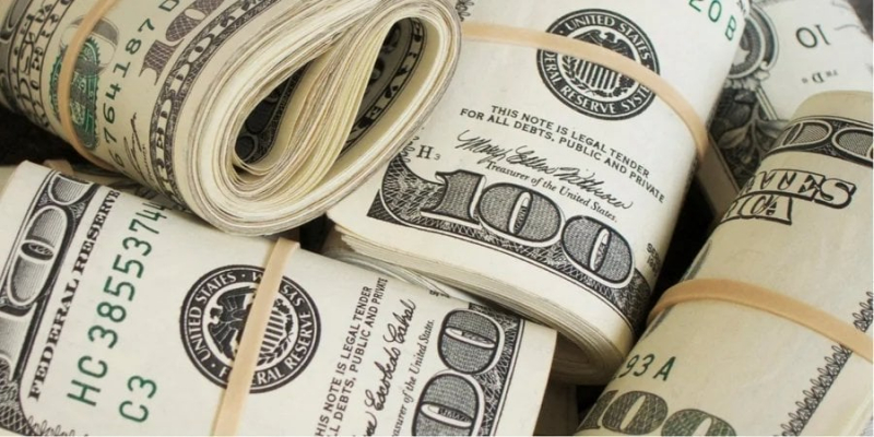 Долар не&nbsp;по&nbsp;40 грн. Нацбанк закриває 2023 рік ослабленим офіційним курсом гривні