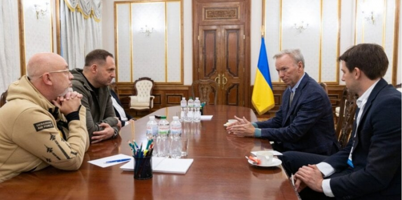 Гроші дасть колишній гендиректор Google. В&nbsp;Україні з&rsquo;явиться новий акселератор D3, орієнтований на&nbsp;MilitaryTech&nbsp;&mdash; ЗМІ