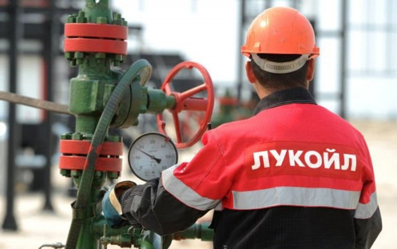 Лукойл, до&nbsp;побачення. Болгарія може забрати у&nbsp;росіян контроль над морським портом біля Бургаса