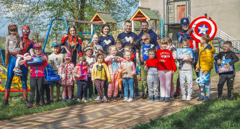 Новини компаній: В 2023 році група компаній FAVBET значно посилила підтримку ЗСУ та глибше інтегрувалася в національну економіку