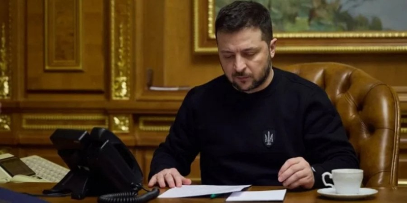Одна з&nbsp;вимог МВФ. Зеленський підписав закон про повернення довоєнних податків