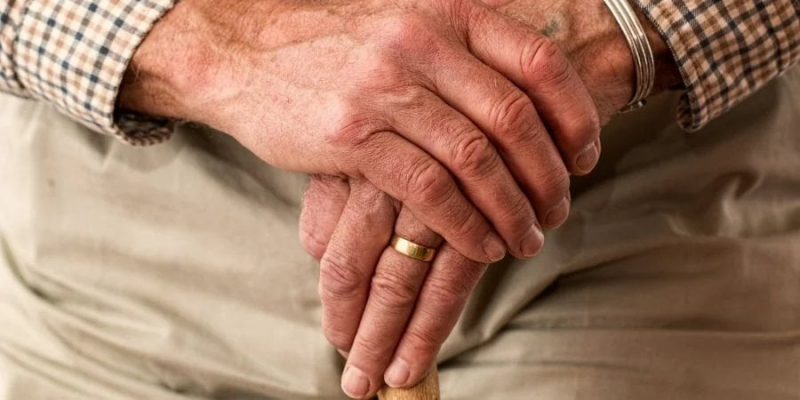 Перерахунок пенсій. Стали відомі суми, на&nbsp;скільки зросли виплати працюючим пенсіонерам