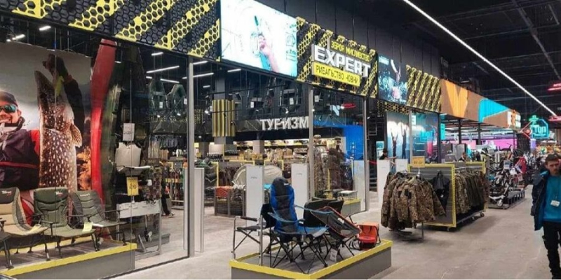 Почали ще&nbsp;до війни. Як&nbsp;в&nbsp;Епіцентрі продають зброю і одяг для військових та&nbsp;що&nbsp;купують частіше