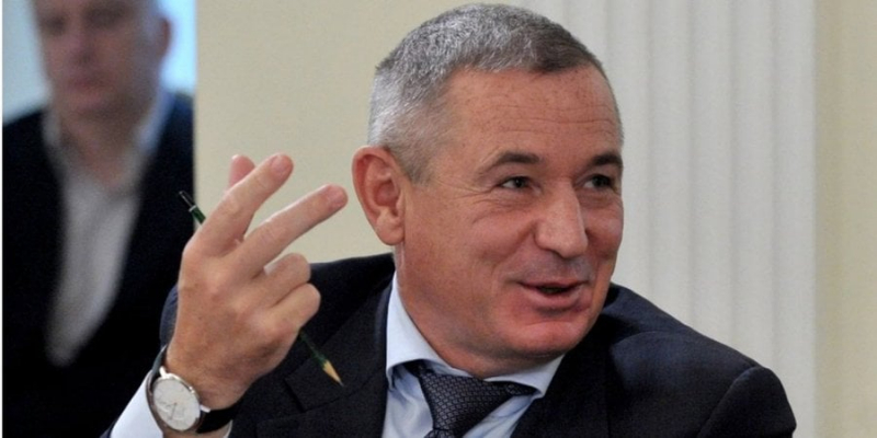 &laquo;Прощай, нємитая&hellip;&raquo; Вже шостий російський мільярдер відмовився від громадянства&nbsp;РФ від початку вторгнення&nbsp;&mdash; хто він