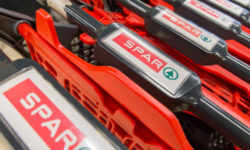 Spar начинает экономить