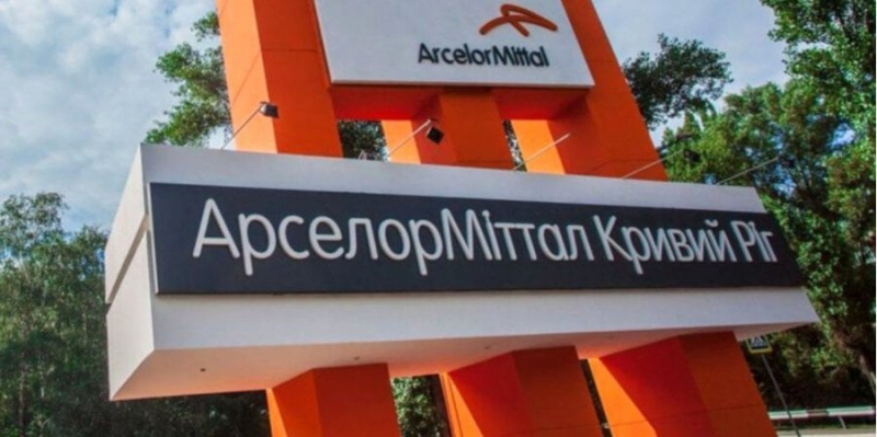 Води на&nbsp;всіх не&nbsp;вистачить. Найбільший меткомбінат України перевів частину персоналу на віддаленку після підриву Каховської ГЕС