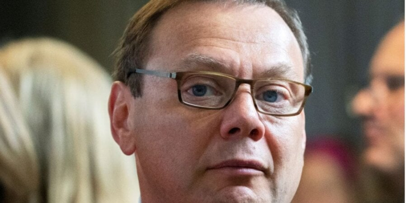 Зеленський підписав закон, який дозволить відібрати Сенс банк у&nbsp;Фрідмана