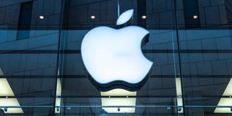 Даремно старався. Ексспівробітник Apple вкрав вихідний код автопілота компанії — та він уже застарів