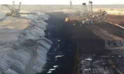 Допоможуть бактерії. Австралійські хіміки знайшли спосіб очистити ґрунт із шахт за лічені місяці