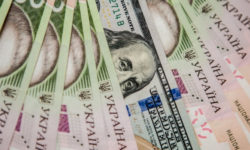 Курс валют НБУ. Євро знову падає