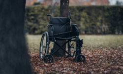 Пенсія з інвалідності. Стали відомі мінімальні виплати для усіх груп