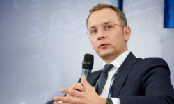 Скандал із «російськими ОВДП». Банк Авангард, виконуючи рішення НБУ, вивів із наглядової ради своїх же власників — Пасенюка та Стеценка