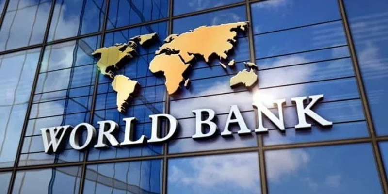 Світовий банк зробив прогноз щодо ВВП України та Росії - до чого готуватися