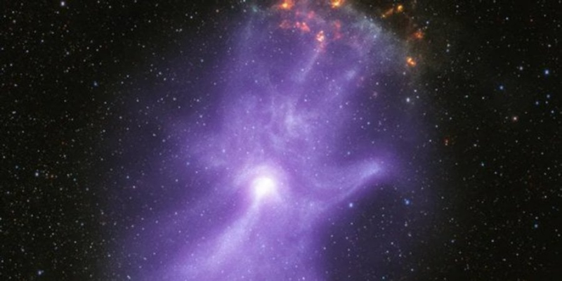 Відголос Гелловіну. NASA показало дивовижне зображення &laquo;космічної руки&raquo;