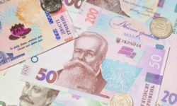 Виплати пенсіонерам. Чи зміниться мінімальна пенсія до кінця 2023 року